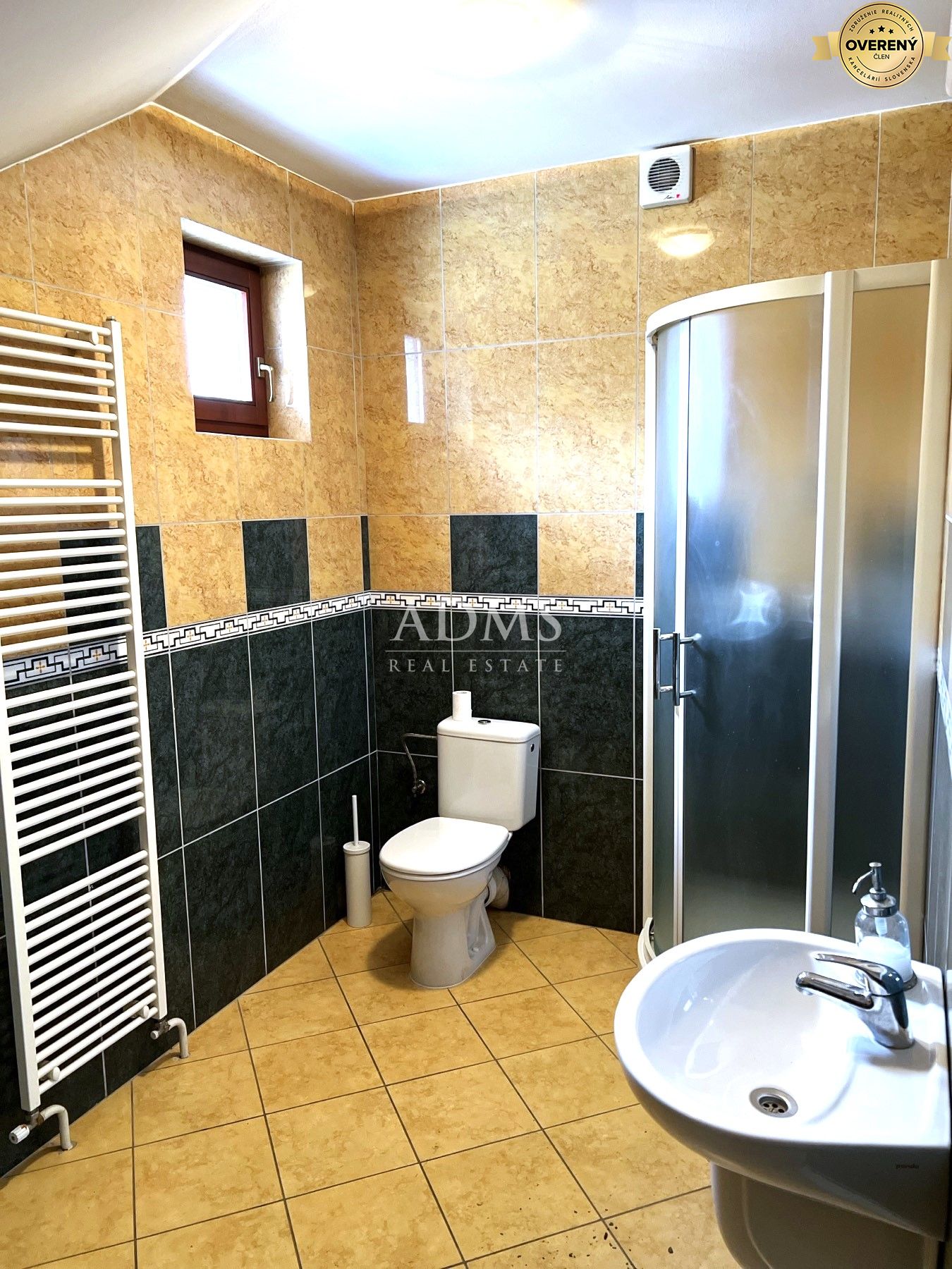 4-Bedroom Apartment in the Heart of Žilina with Parking