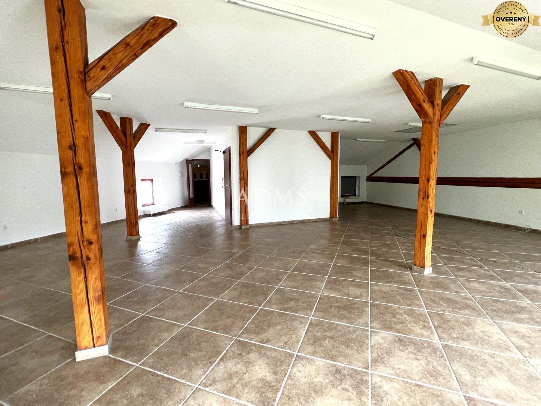 4-Bedroom Apartment in the Heart of Žilina with Parking