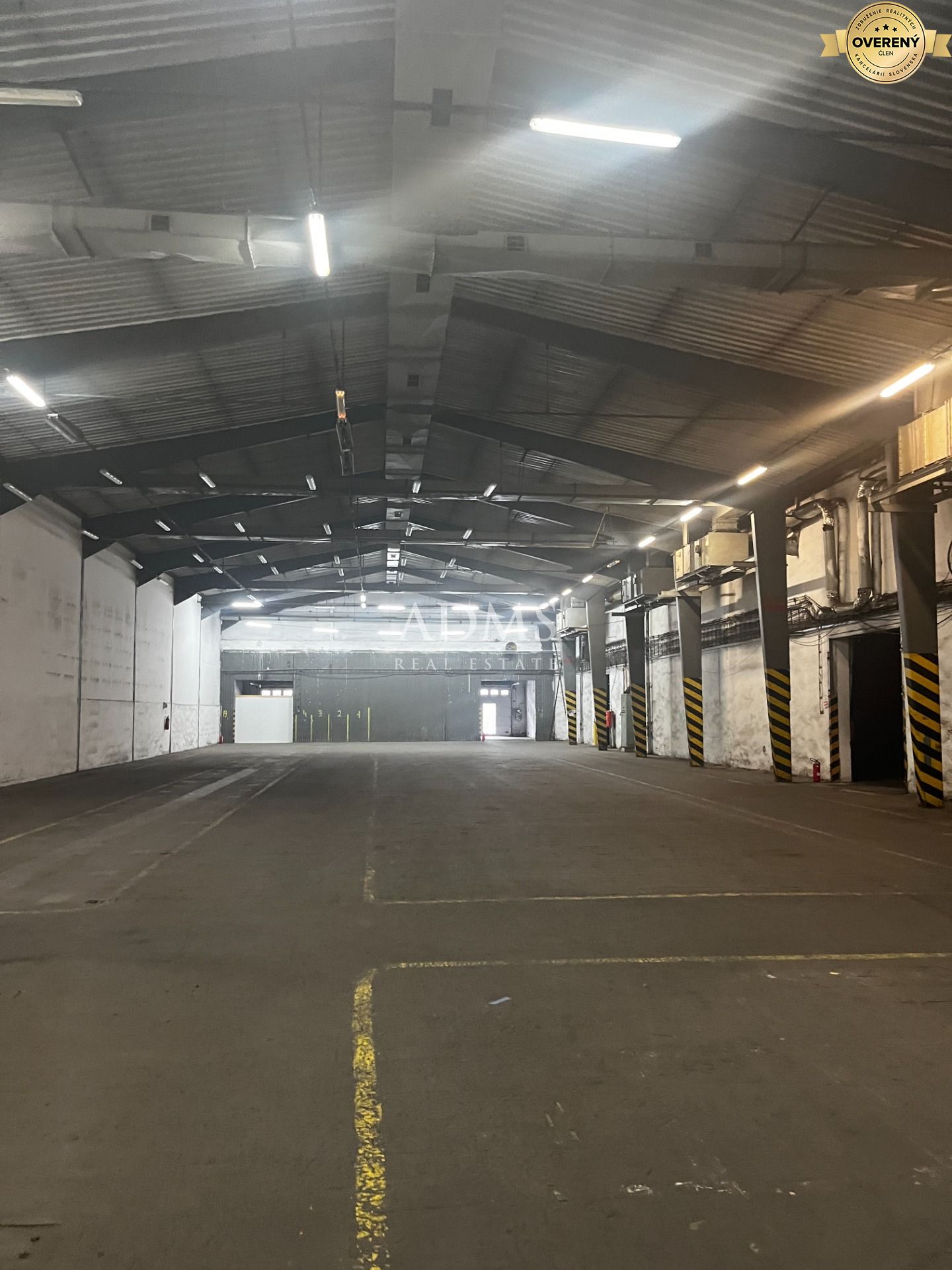 Warehouse for rent