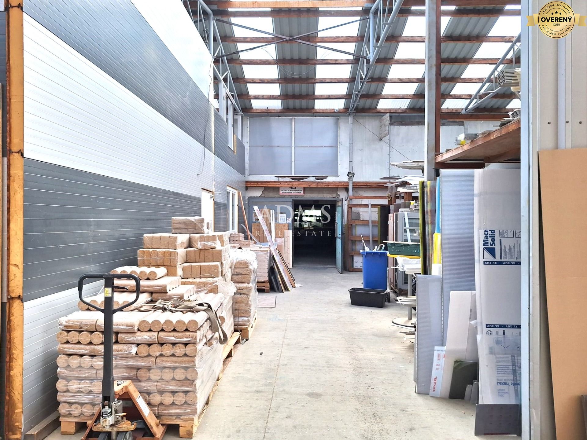 Warehouse and production space for rent