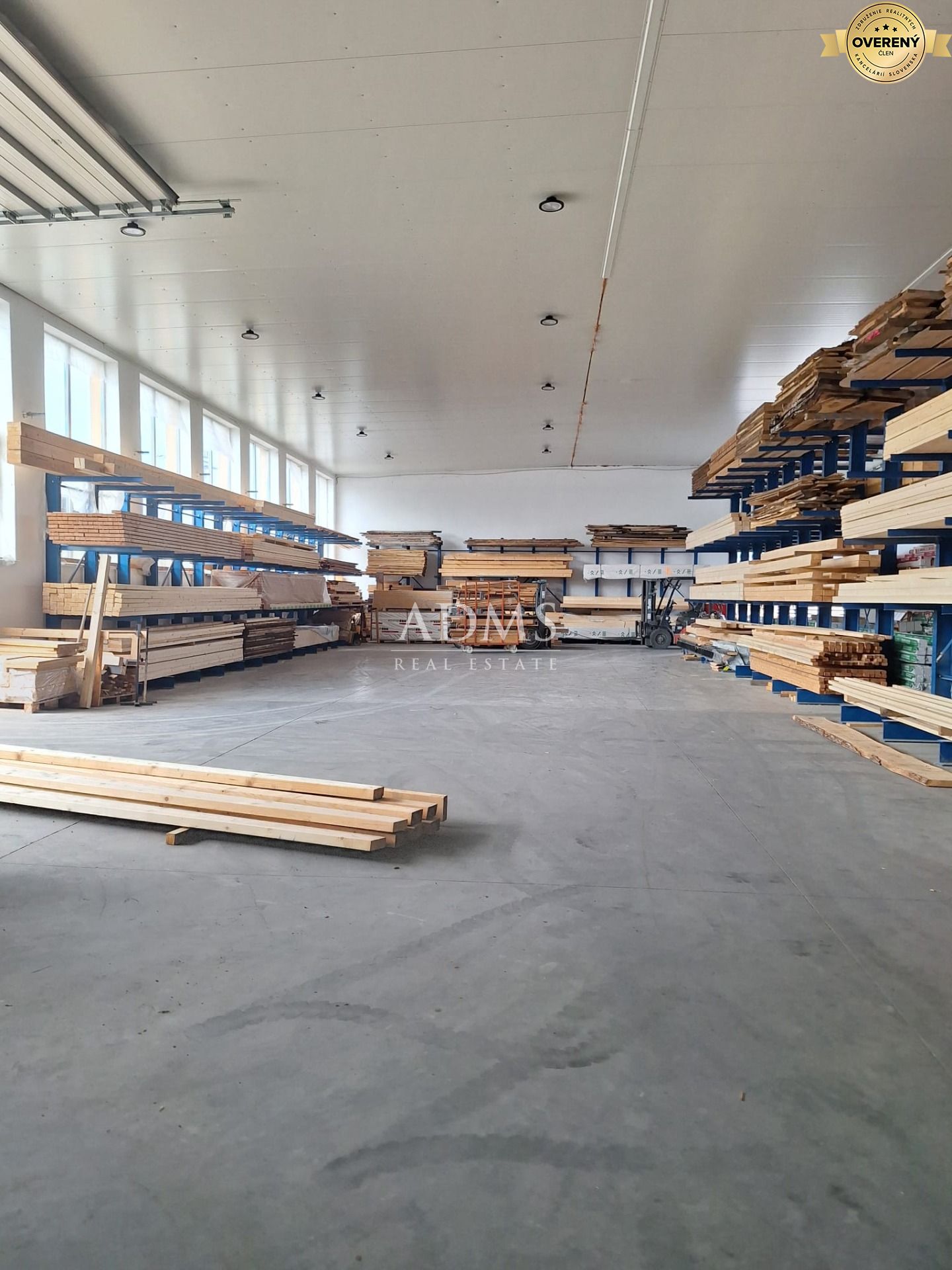Warehouse and production space for rent