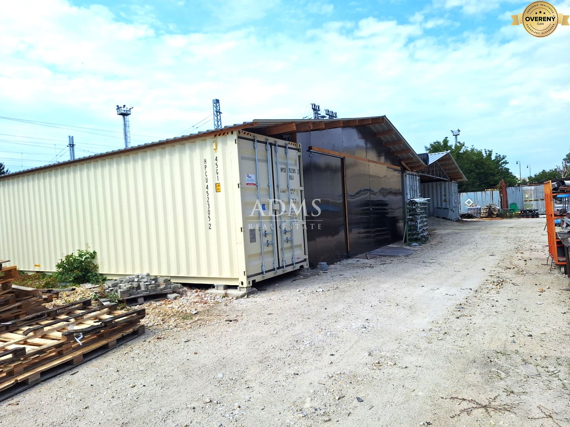 Warehouse and production space for rent
