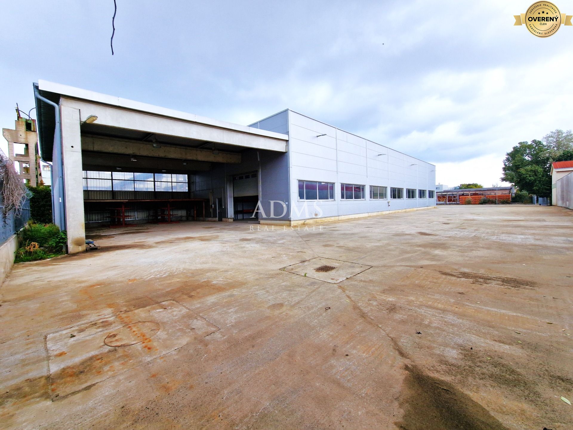 Industrial facility with production hall and office space, Bratislava